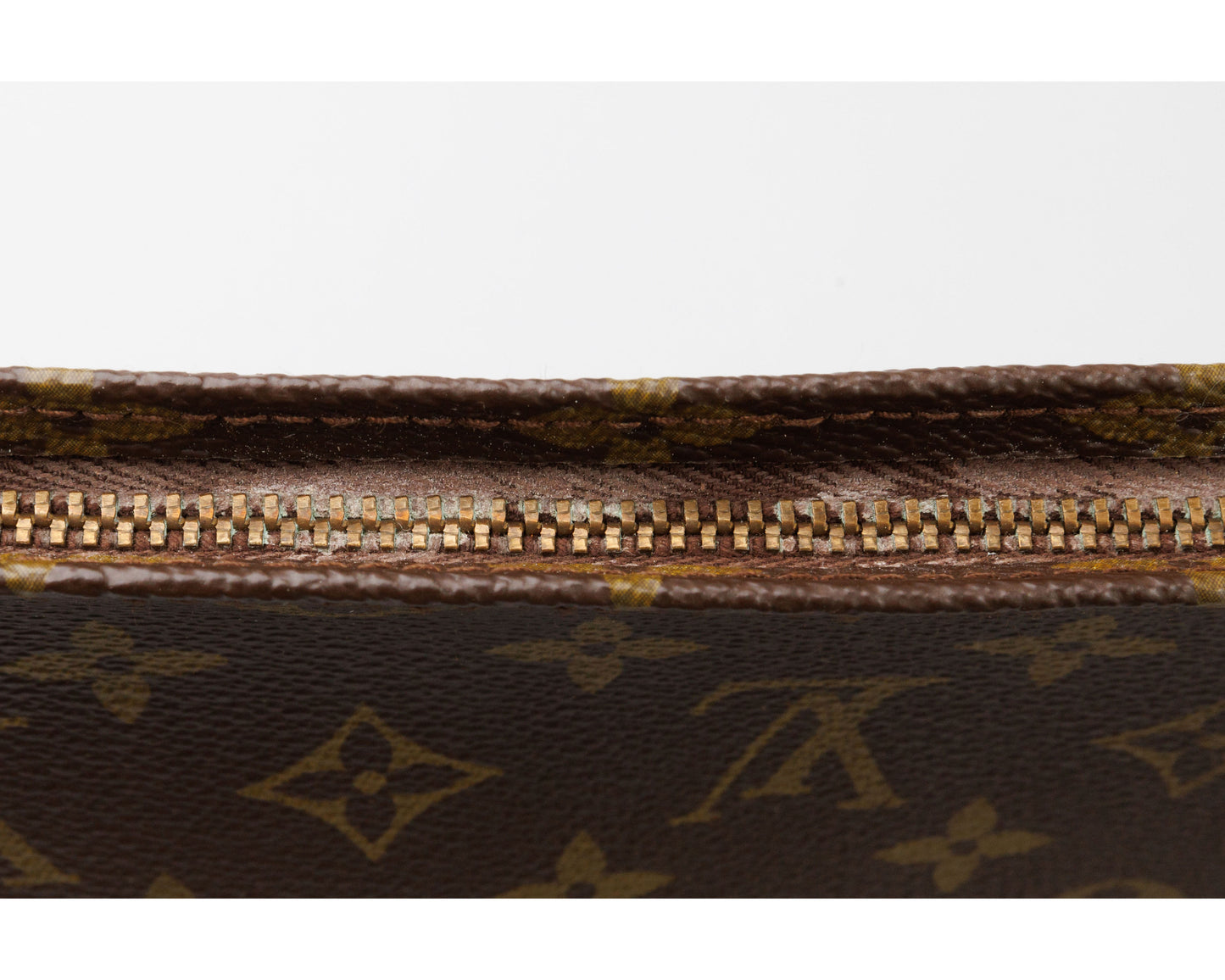 Louis Vuitton Monogram Toiletry 26 - 1983