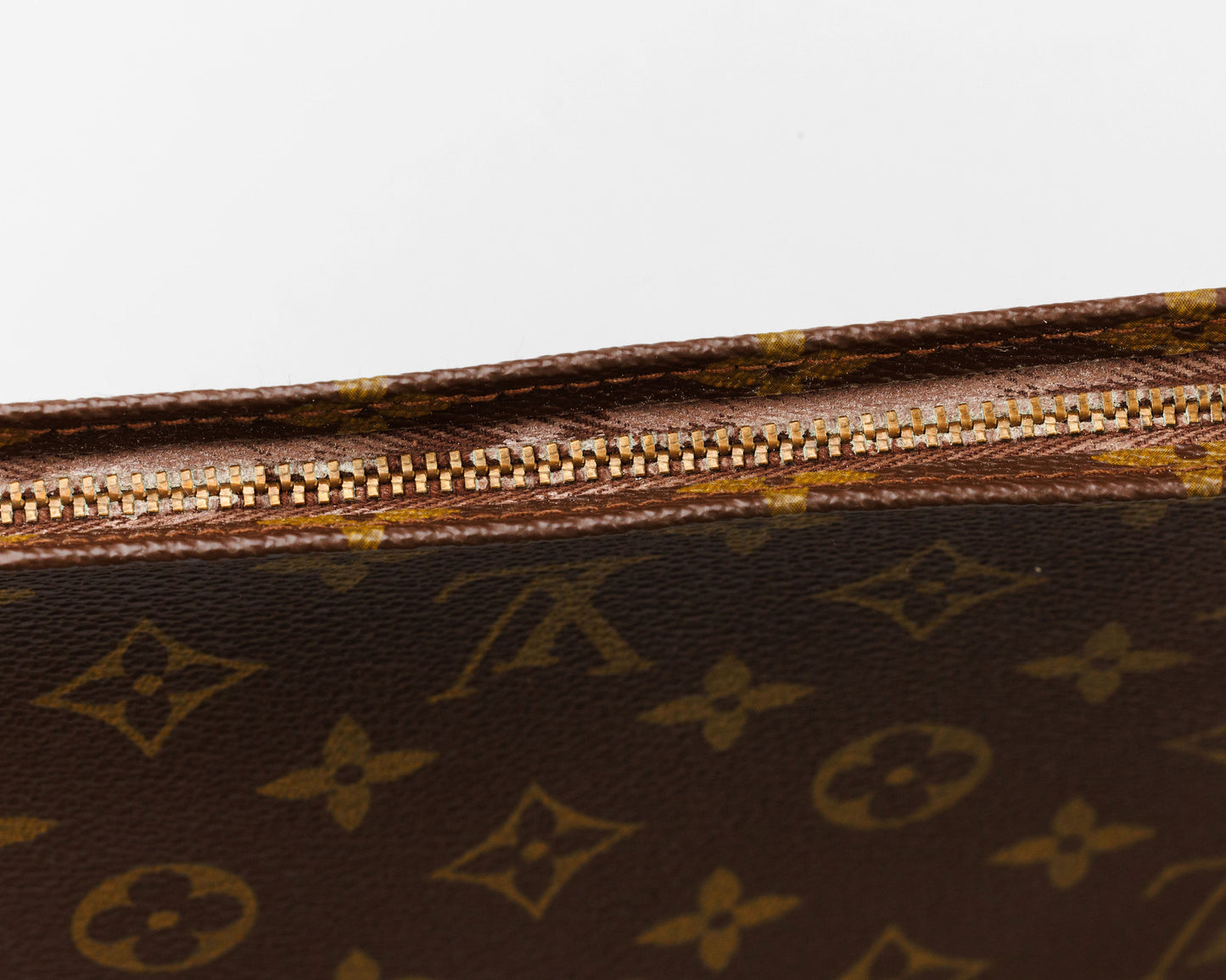Louis Vuitton Monogram Toiletry 26 - 1983