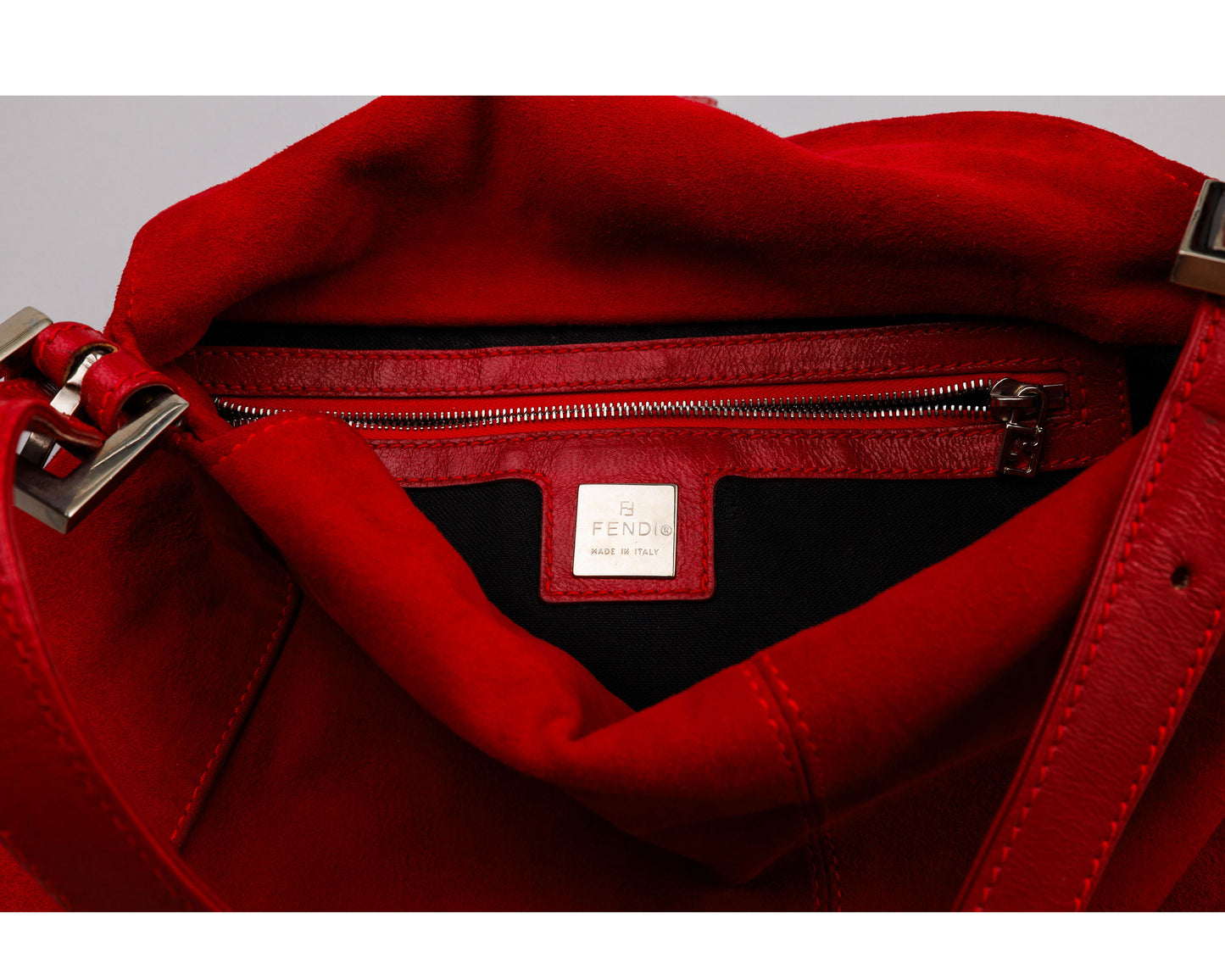 FENDI Mamma Baguette Red Suede Shoulder bag