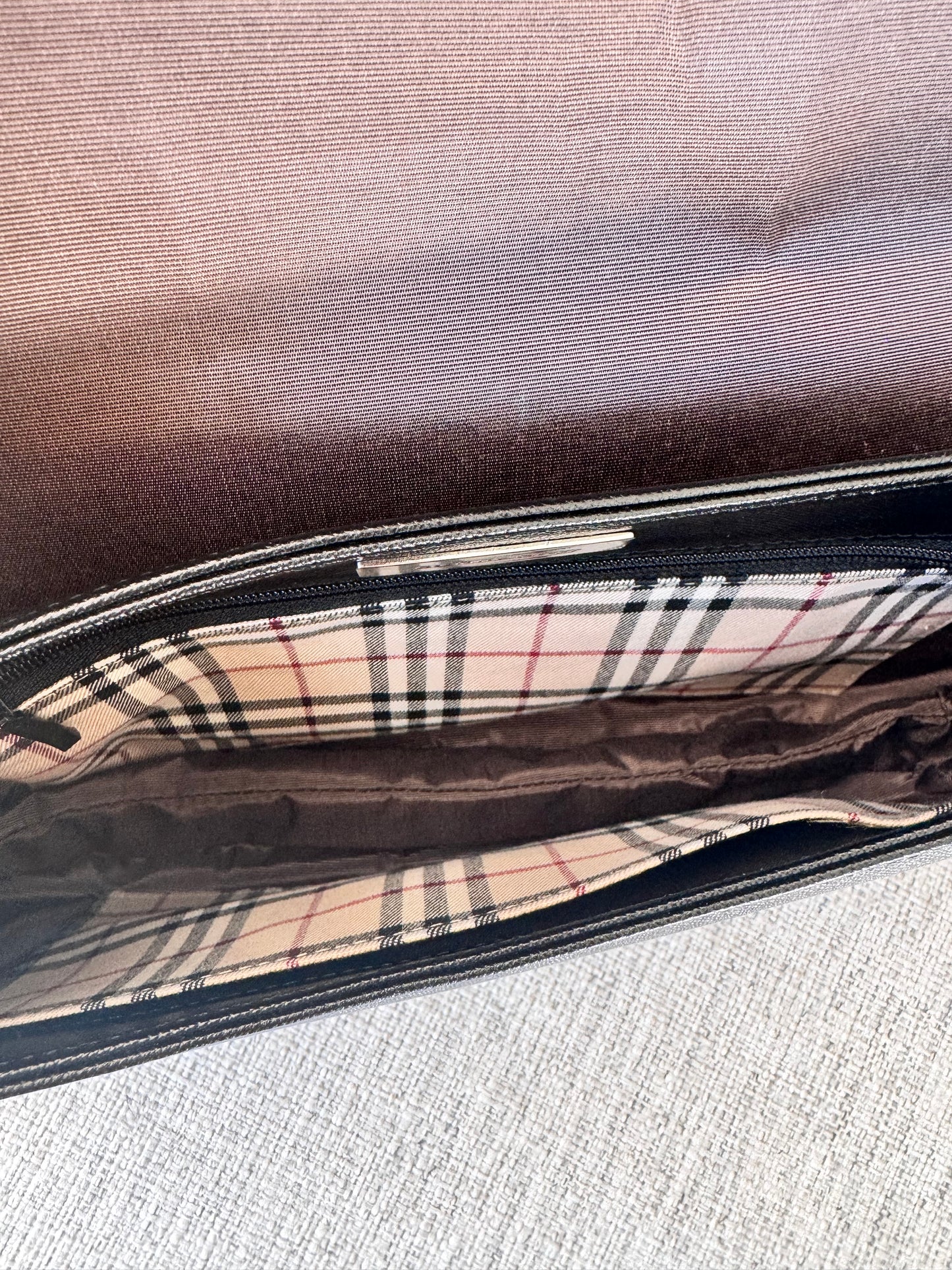 Burberry Leather Shoulder Bag (Black)
