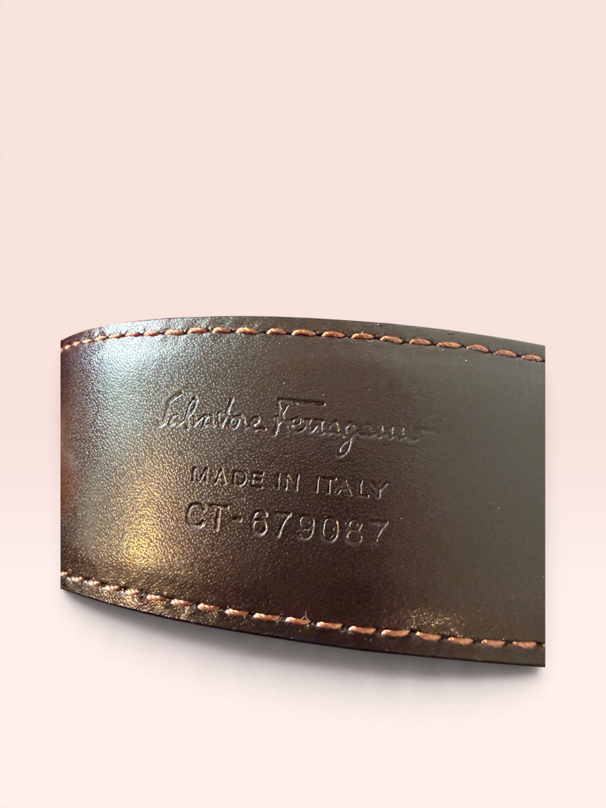 Salvatore Ferragamo Reversible Belt 105 cm (Full Set)
