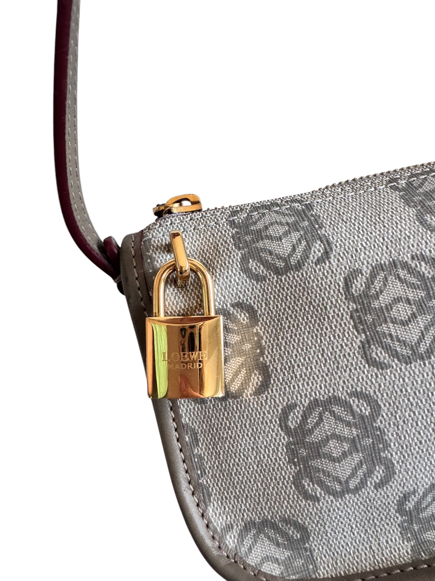 Loewe Anagram Logo Canvas Pochette (Gray)