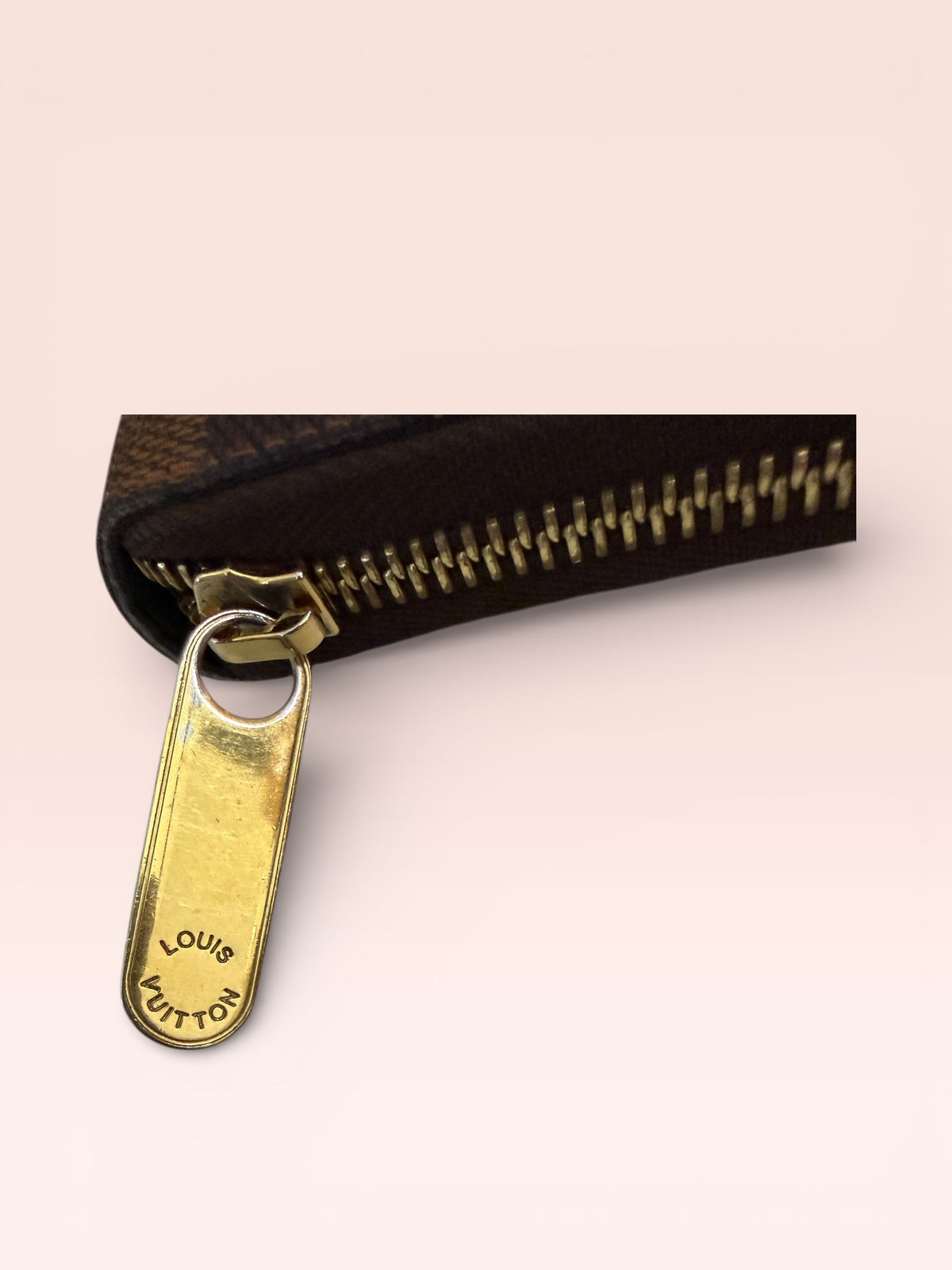 Louis Vuitton DamierCanvas Zippy Organizer Wallet 2012