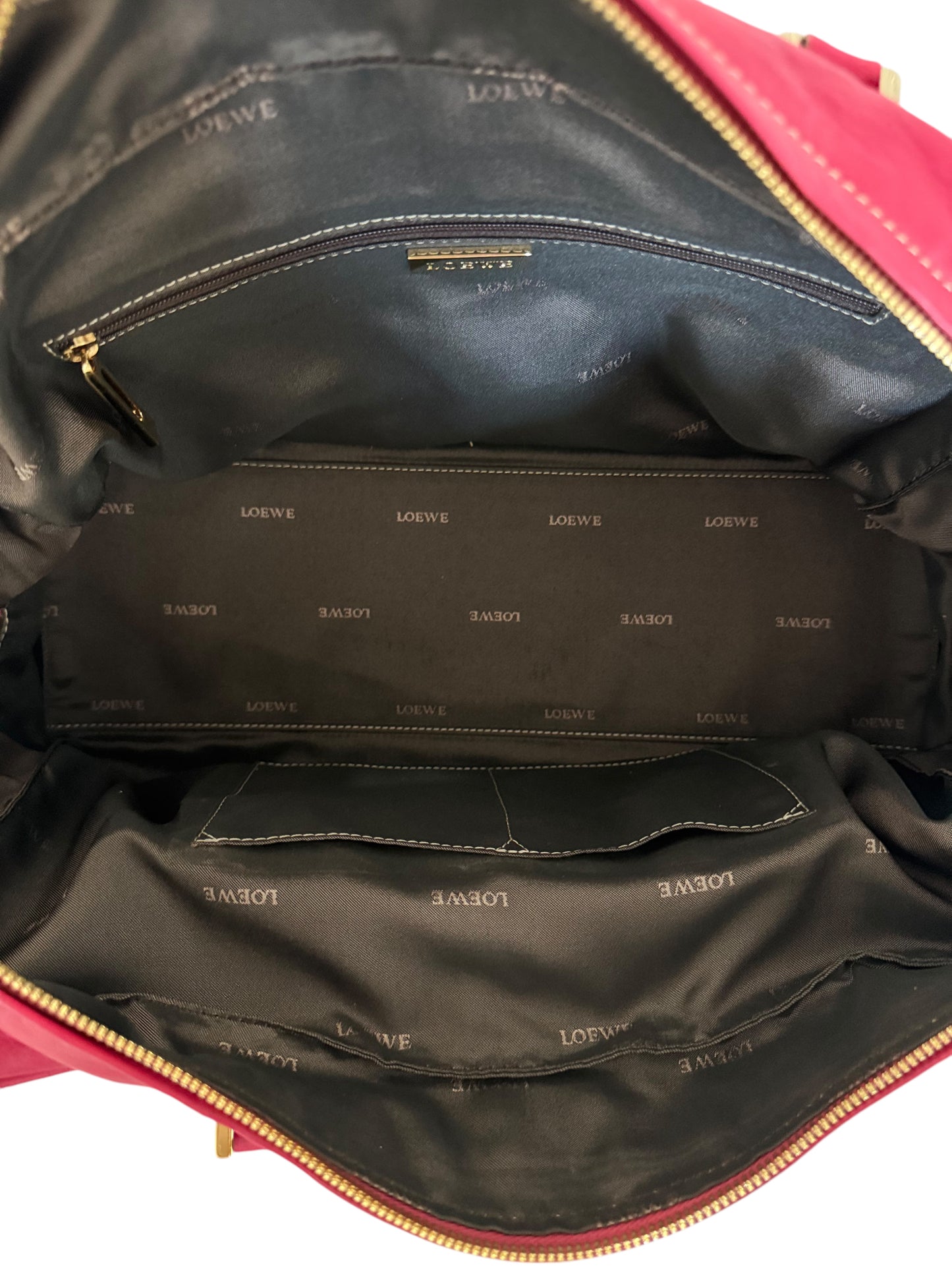 Loewe Anagram Amazona 35 Boston Bag (Pink)