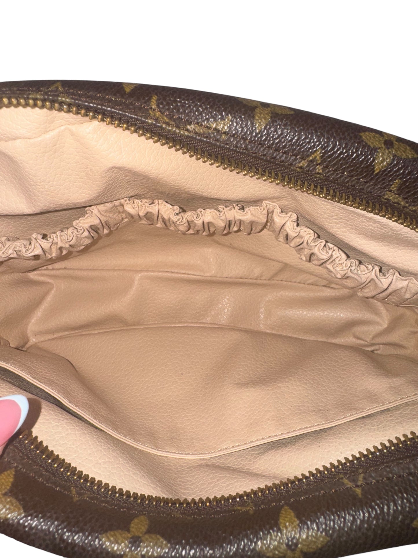 Louis Vuitton Monogram Canvas Trousse 23 Cosmetic Bag