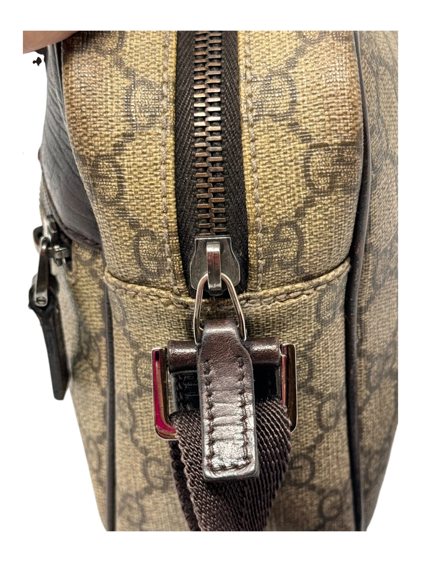 GUCCI Canvas GG Supreme Camera Crossbody Bag
