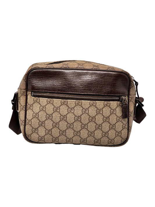 GUCCI Canvas GG Supreme Camera Crossbody Bag
