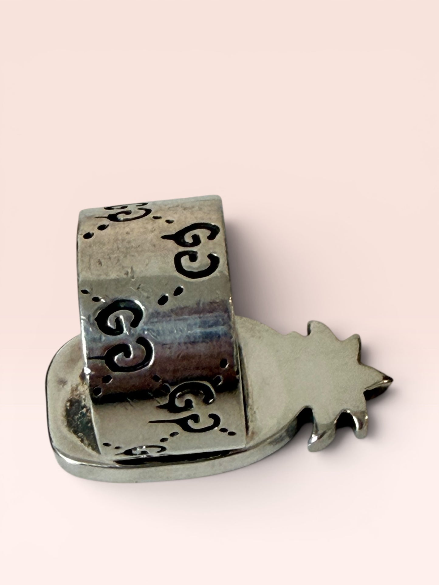 Gucci Sterling Silver Ghost Pineapple Motif Ring