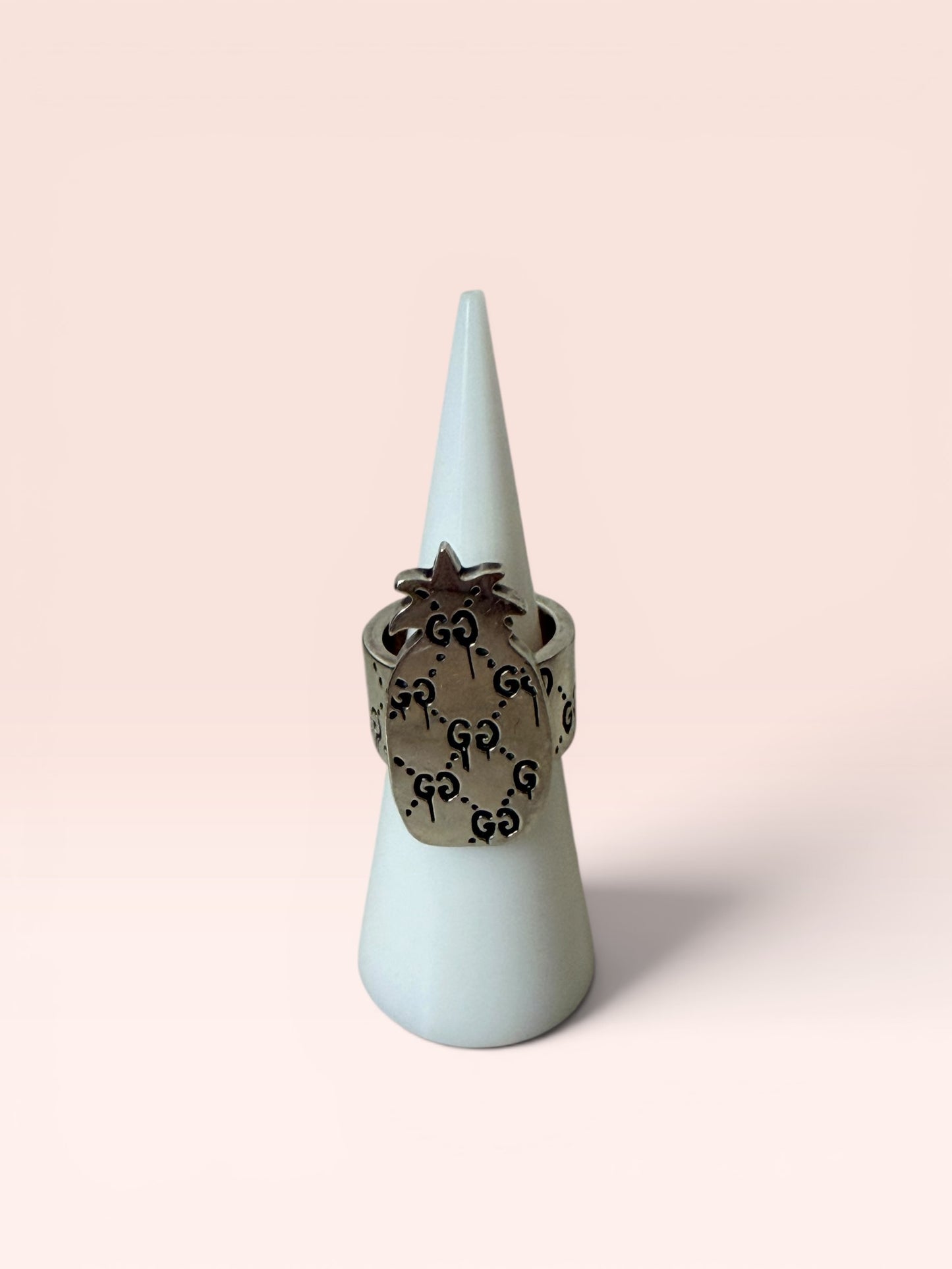 Gucci Sterling Silver Ghost Pineapple Motif Ring