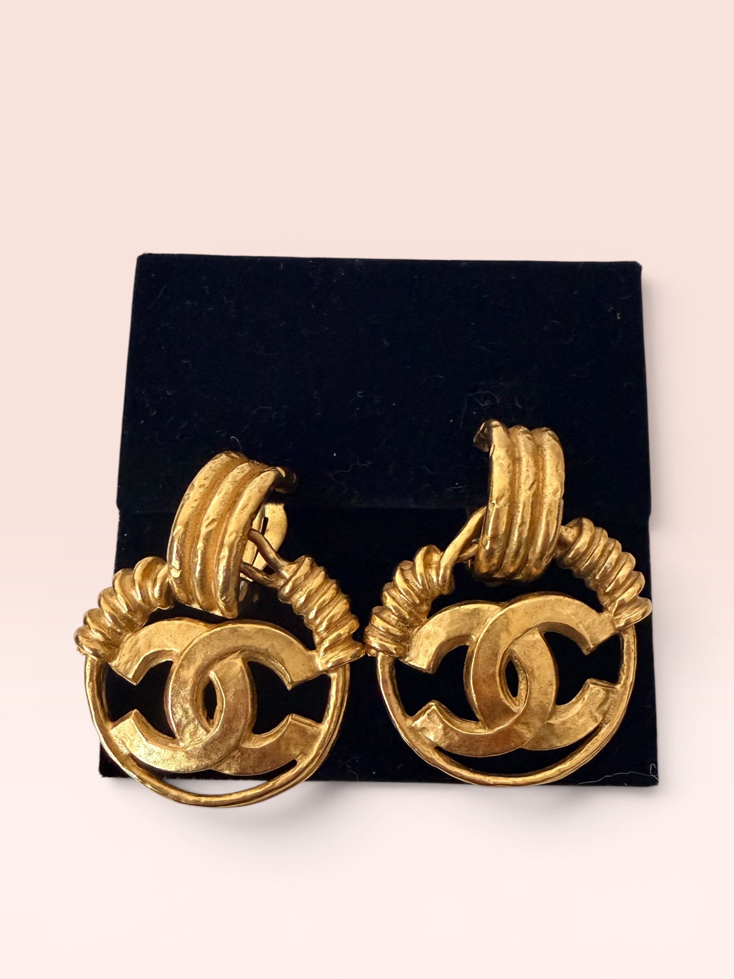 Chanel Vintage Gold Plated Swinging Clip On Earrings 1994 w/ Box