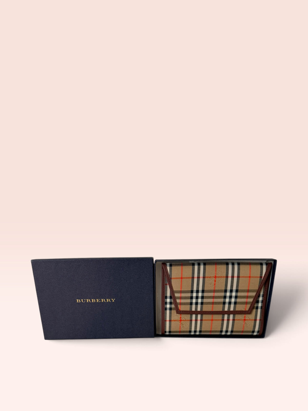Burberry Nova Check Envelope-Style Day Planner