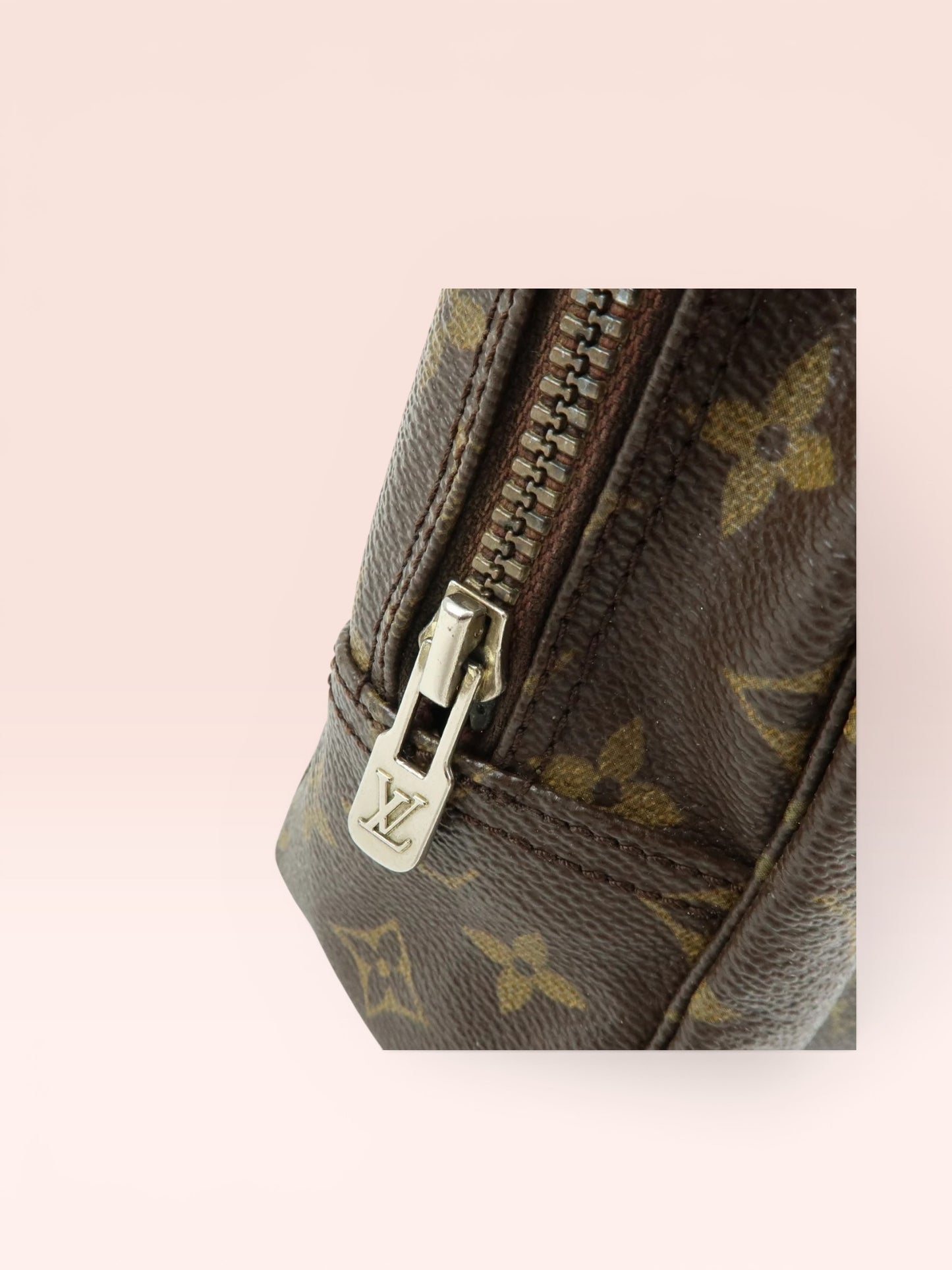 Louis Vuitton Monogram Canvas Trousse 28 1985