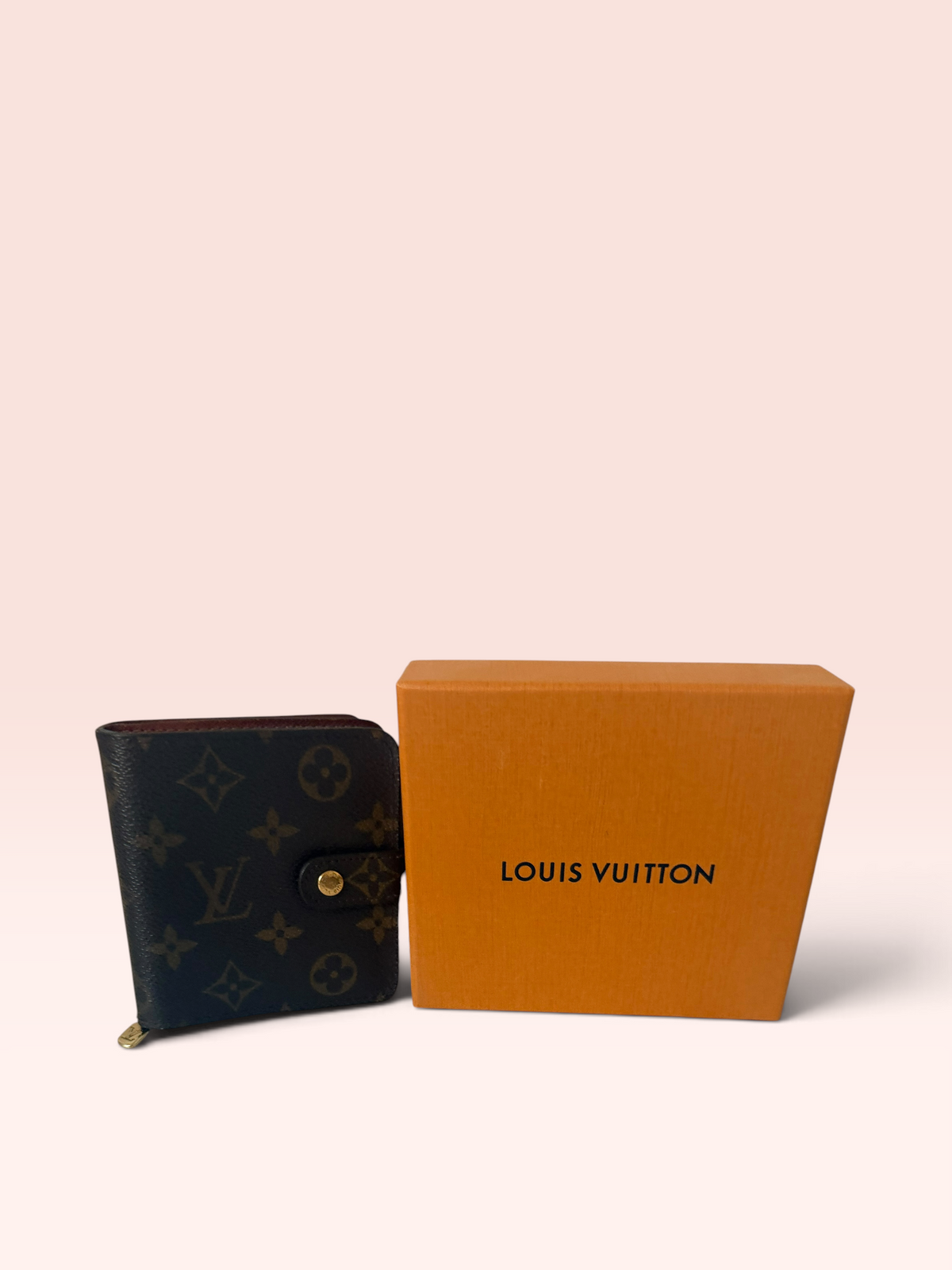 Louis Vuitton Monogram Canvas Vintage  0202 Compact Wallet 2000