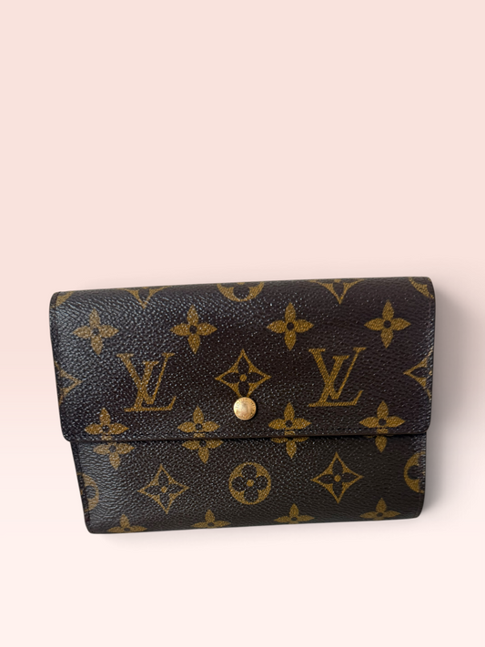 Louis Vuitton Monogram Canvas 0207  Porte-Trésor International Wallet 2000