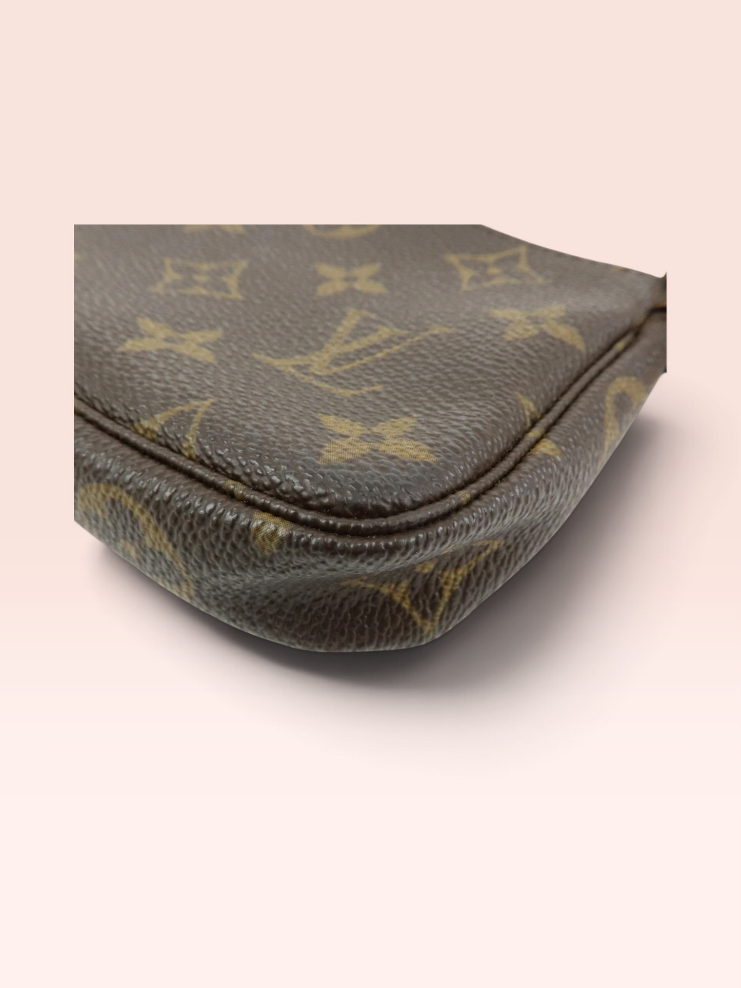 Louis Vuitton Monogram Canvas 0211 Mini Pochette Accessoires 2006