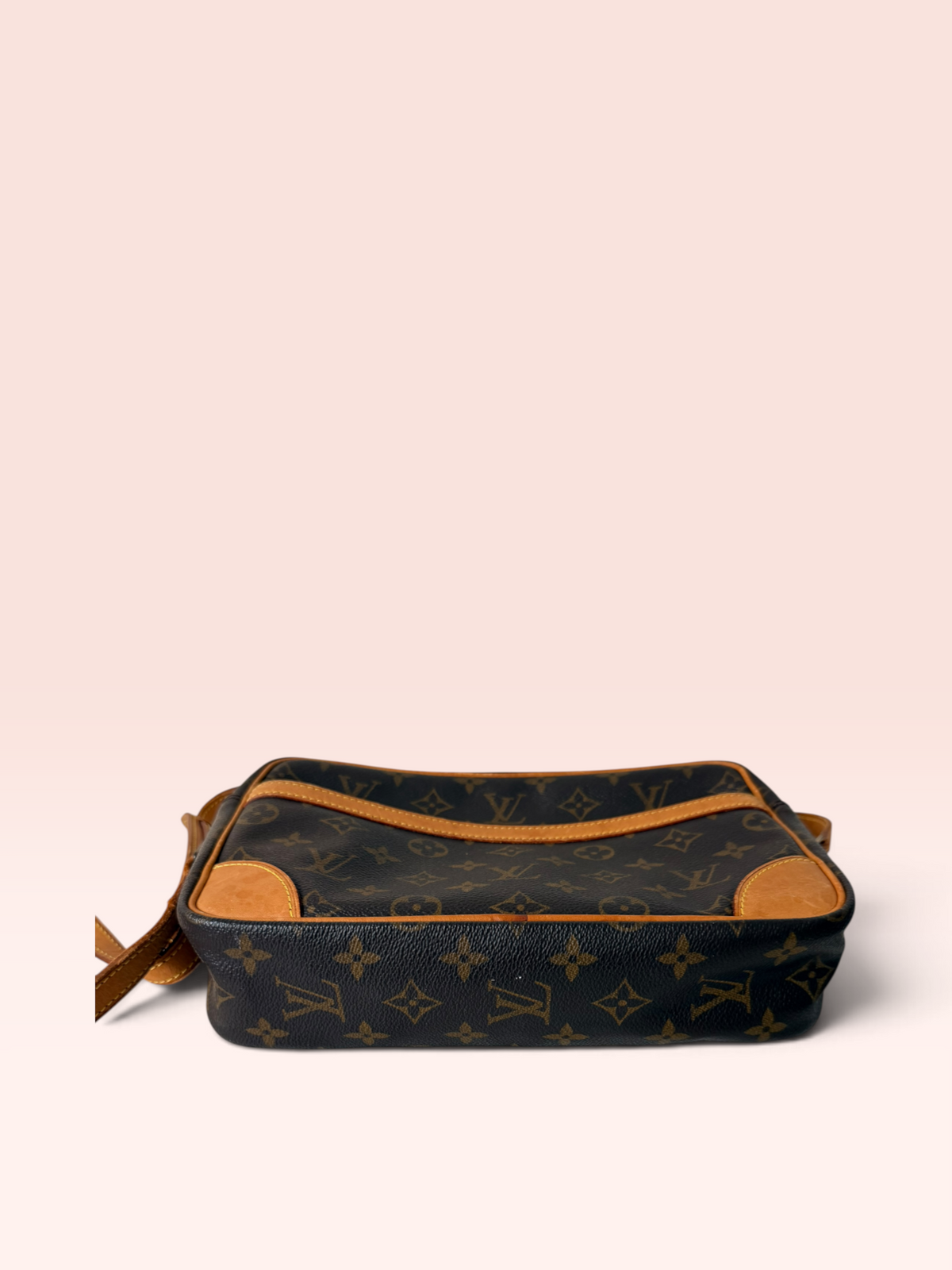 Louis Vuitton Monogram Canvas Trocadero 27 NDC