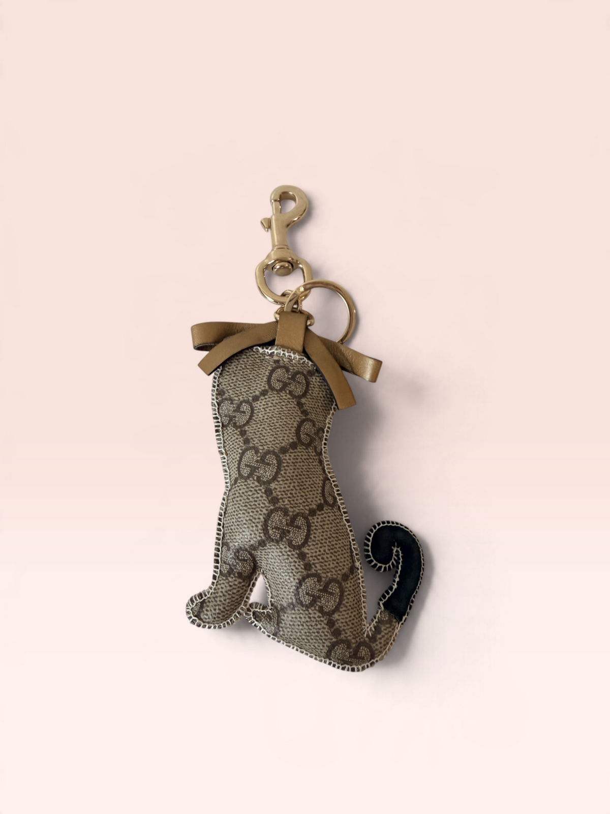 Gucci GG Canvas Guccioli Oliver Pug Charm (Full Set)