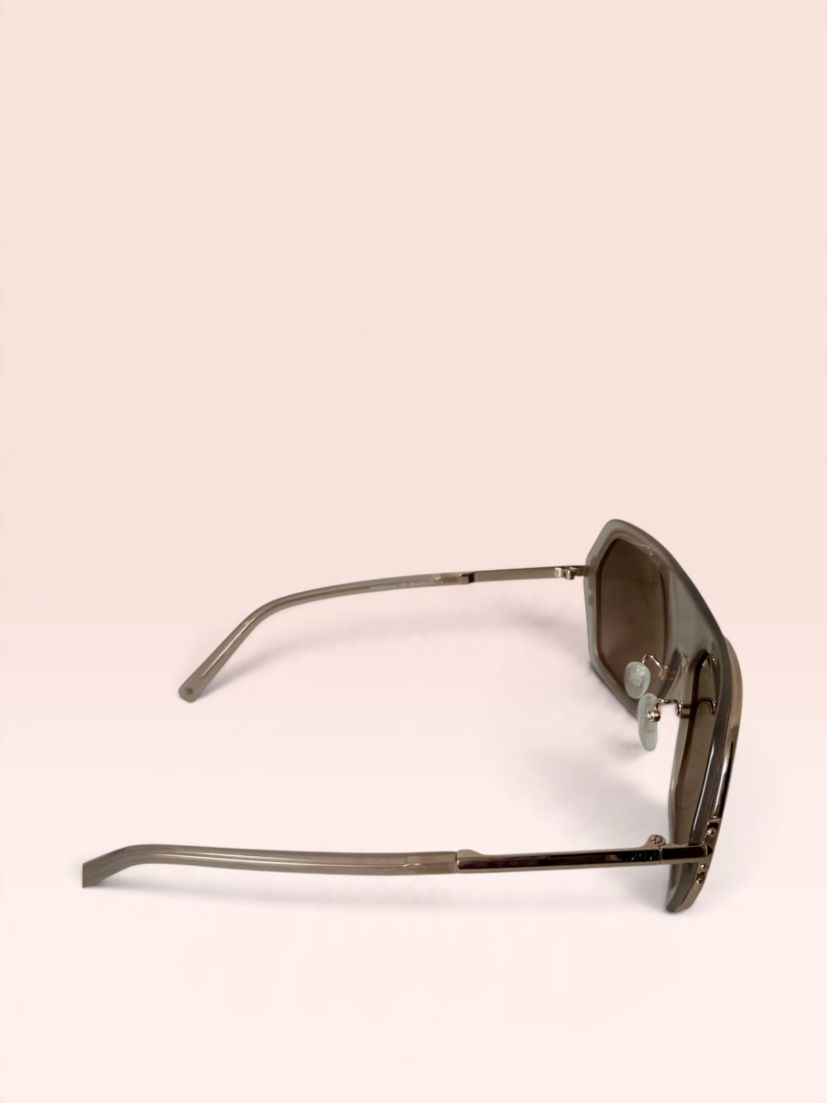 MCM Sunglasses *NEW* mw0018h72f