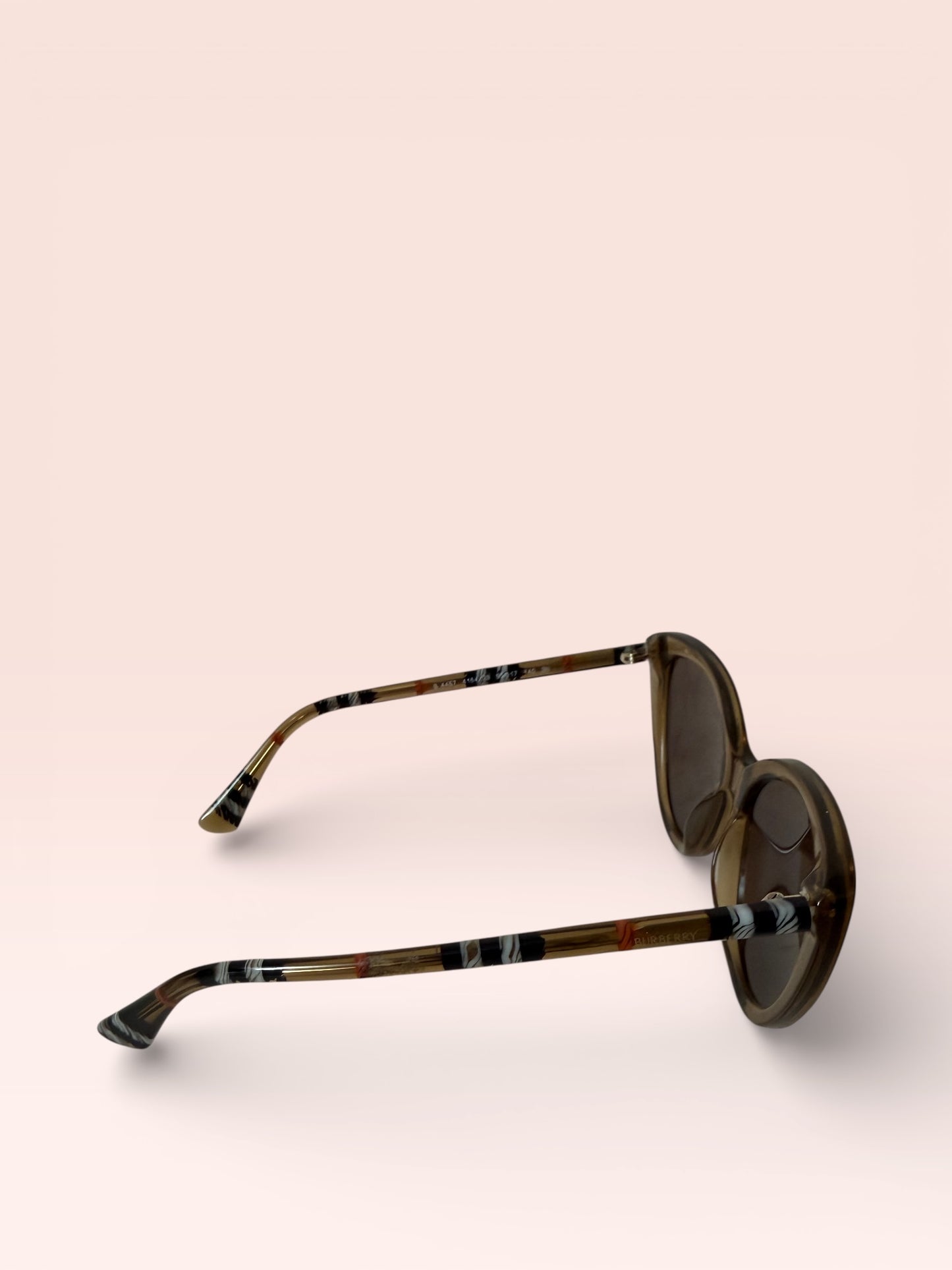 Burberry Cat Eye Sunglasses *NEW* B4457