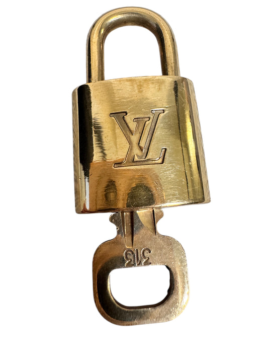 Louis Vuitton Metal Lock and Key Set 313