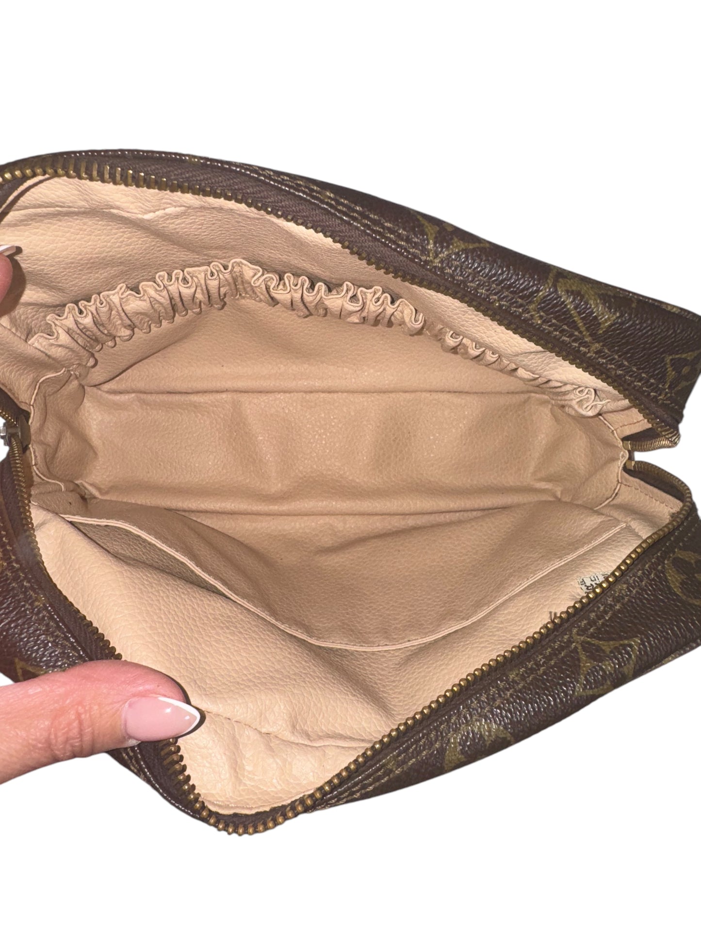 Louis Vuitton Monogram Canvas Trousse 23 Pouch