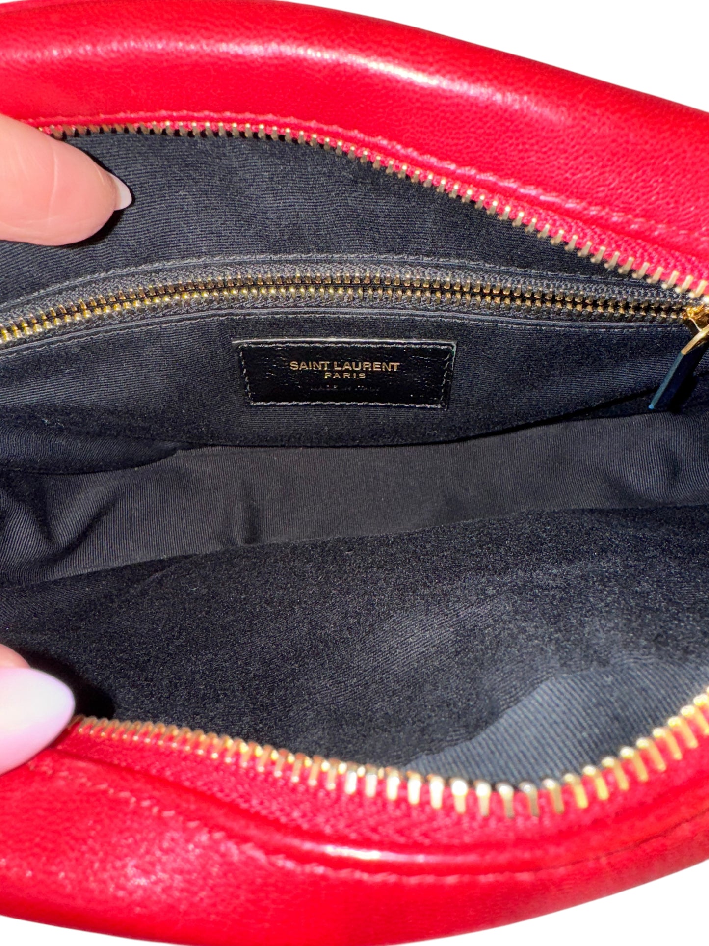 Yves Saint Laurent Pre-Owned Victoire Matelasse Camera Bag