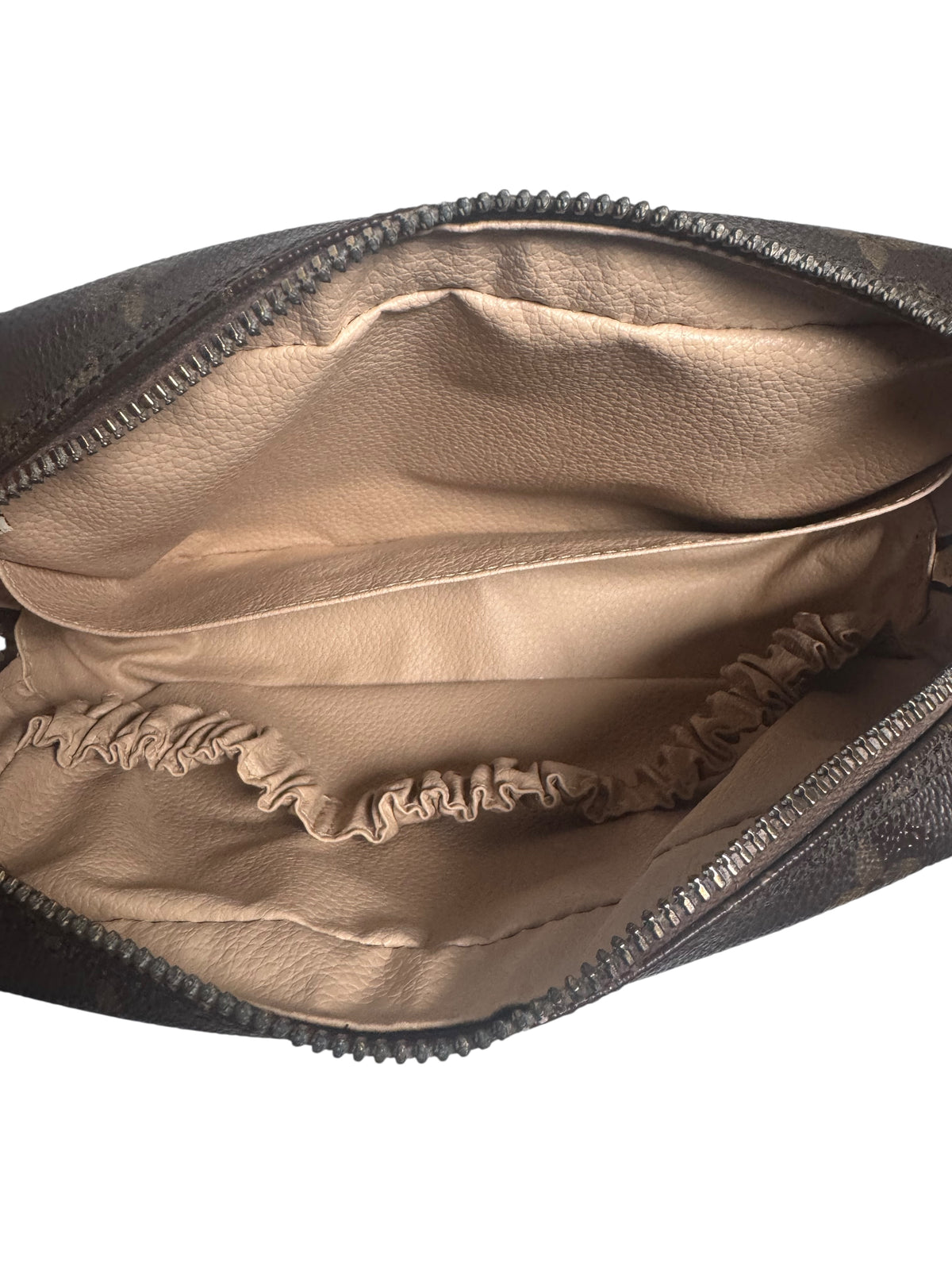 Pre-Owned Louis Vuitton Monogram Canvas Vintage 0122 Trousse 23 Toiletry Bag NDC